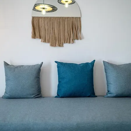 Golden View Villas Мегалохори
