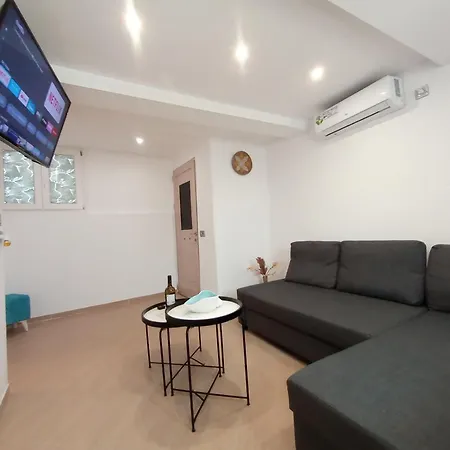 Golden View Villas * Мегалохори