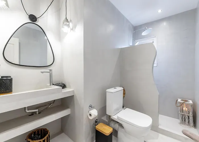 Golden View Villas * Мегалохори